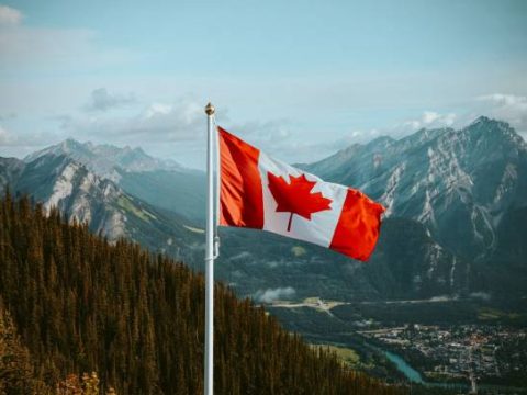 10 Pathways to Migrate to Canada Easily